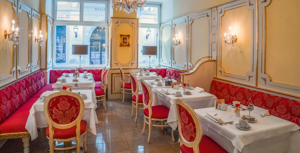 Schlosshotel Römischer Kaiser 4*