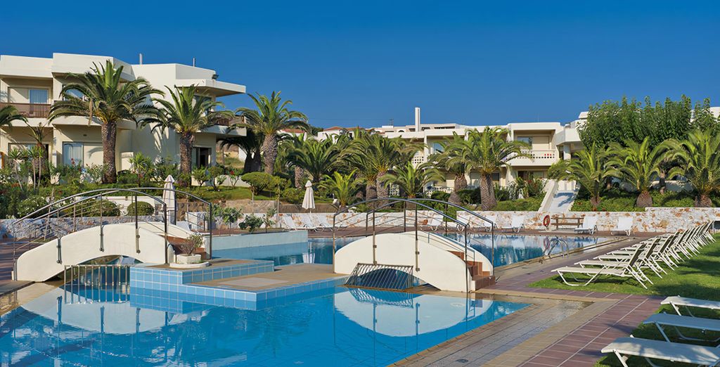 Giannoulis Santa Marina Beach 4*