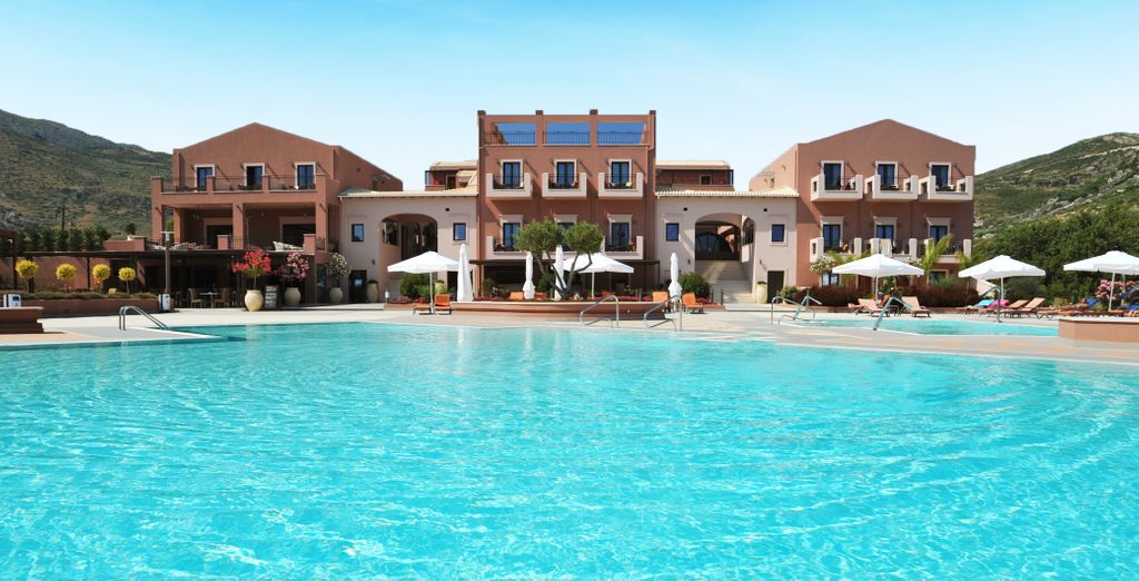 Utopia Resort & Spa 4*
