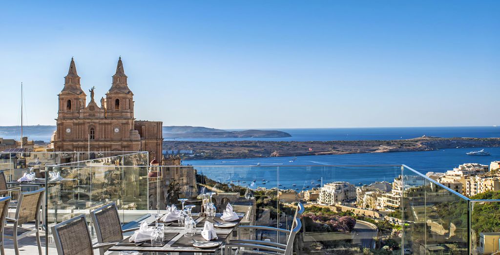Maritim Antonine Hotel & Spa 4*