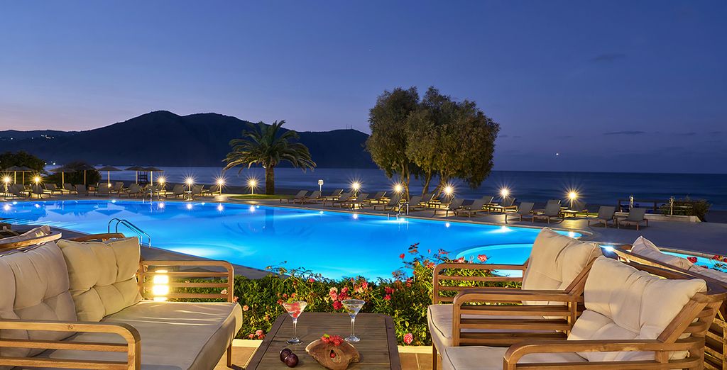 Pilot Beach Resort 5*
