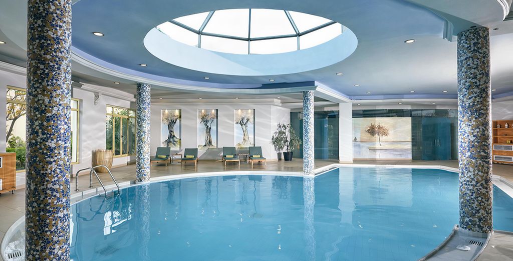Pilot Beach Resort 5*