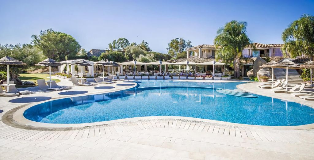Villas Resort Hotel 4*