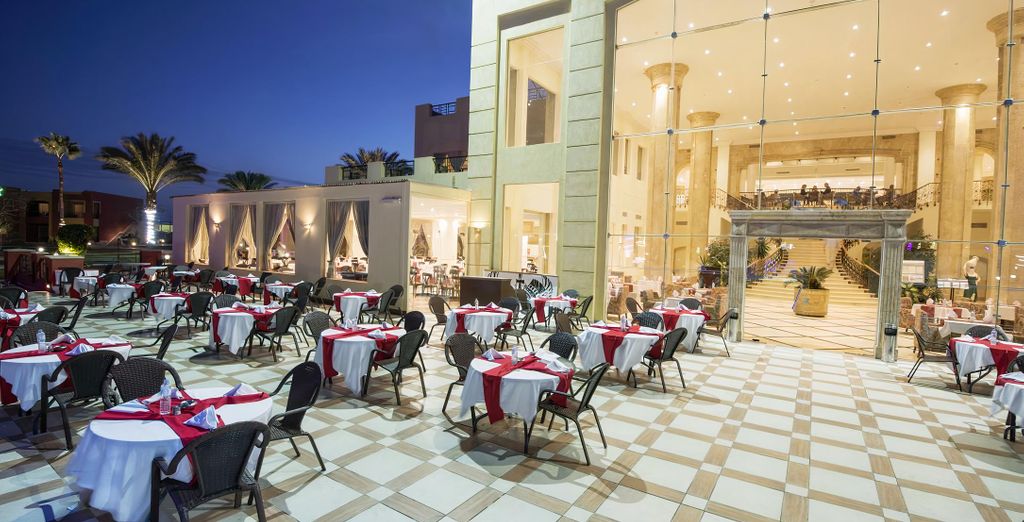 Magic Tulip Beach Resort 4*