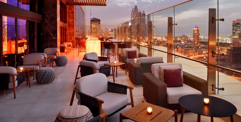 Grand Plaza Mövenpick Media City 5*