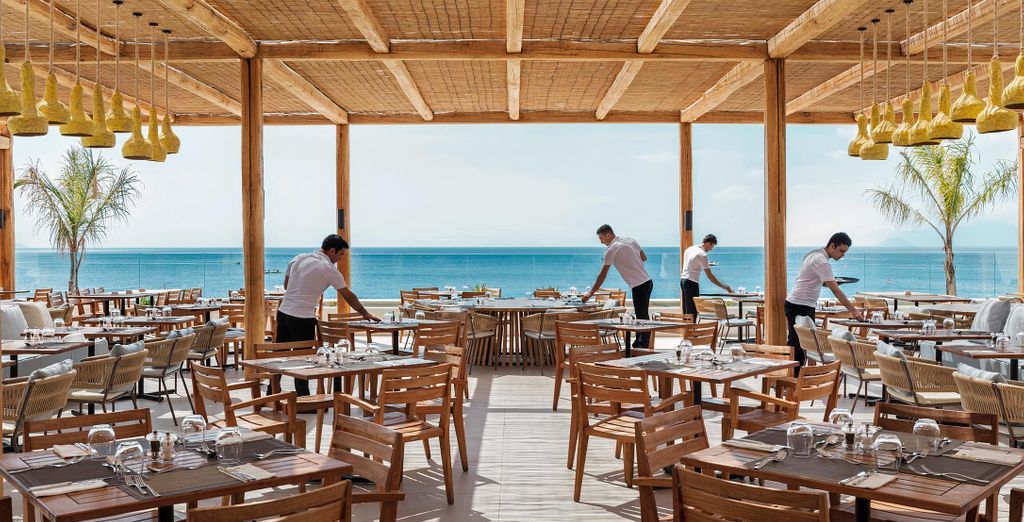 Mitsis Norida Beach Hotel 5*