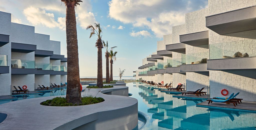 Atlantica Dreams Resort & Spa 5*