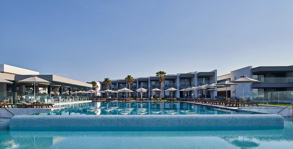 Atlantica Dreams Resort & Spa 5*