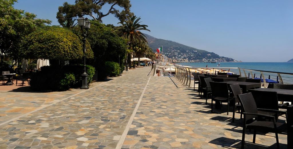 Grand Hotel Mediterranée 4*