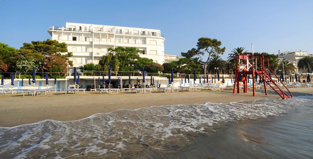 Grand Hotel Mediterranée 4*