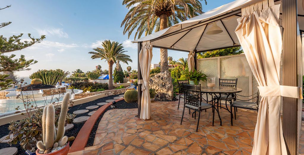Hotel LIVVO Risco del Gato Suites 4*