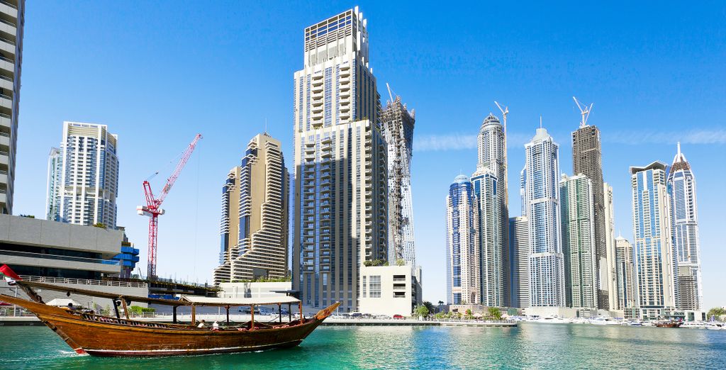 V Hotel Dubai Curio Collection by Hilton 5*
