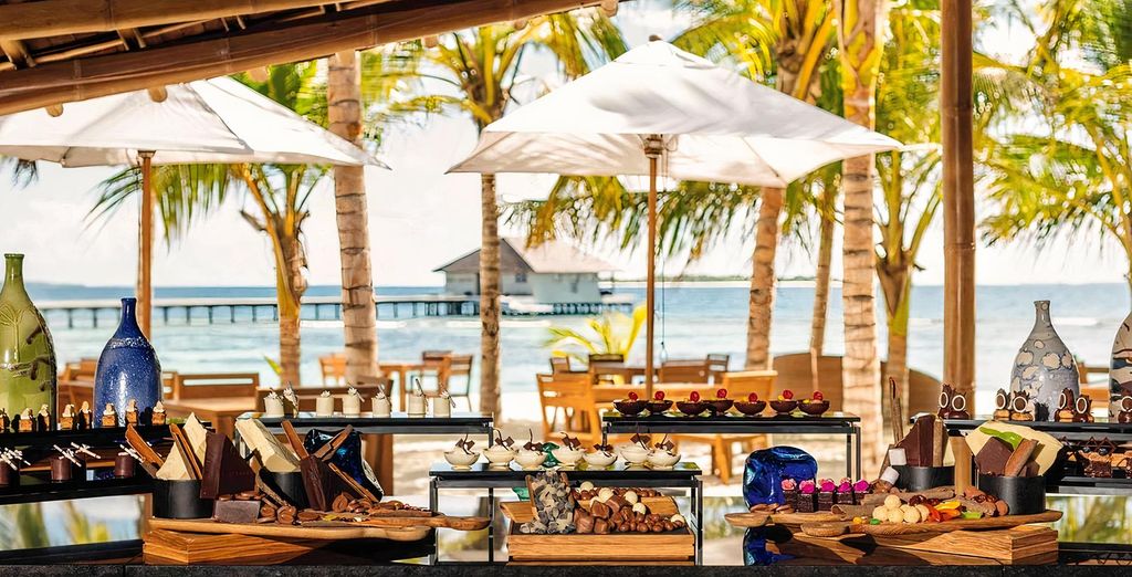 Mövenpick Resort Kuredhivaru Maldives 5*