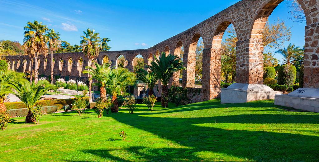 Hospes Palacio de Arenales 5*