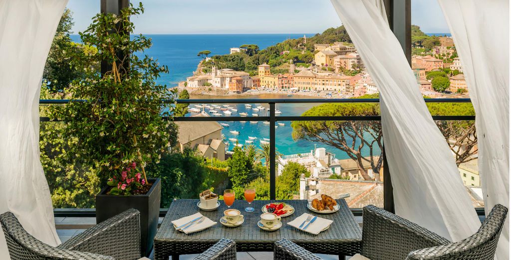 Hotel Vis à Vis 4*