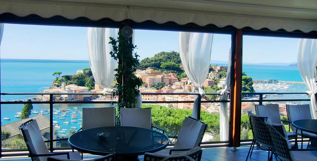 Hotel Vis à Vis 4*