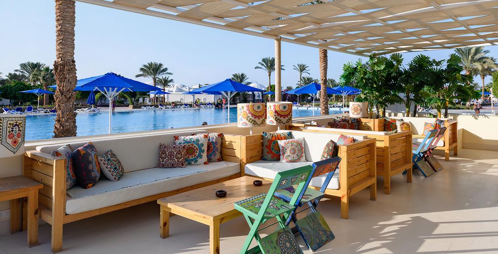Desert Rose Resort 5*