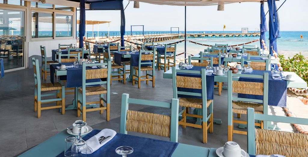 Desert Rose Resort 5*