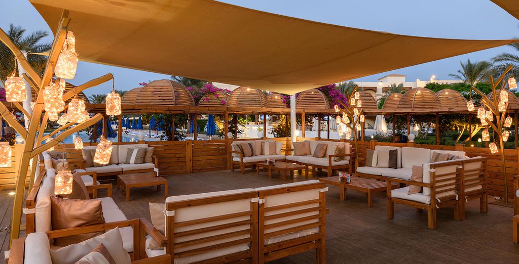 Desert Rose Resort 5*
