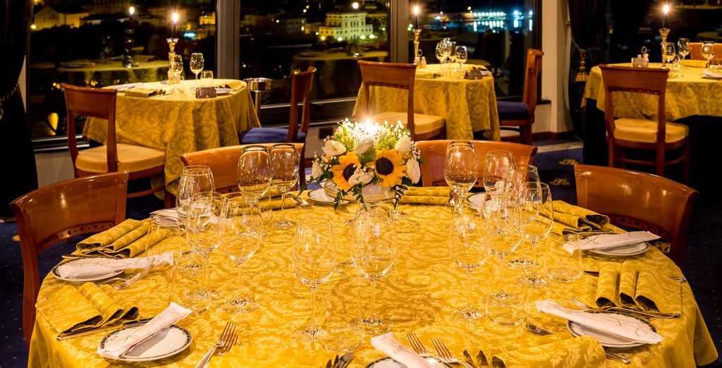 Hotel Vis à Vis 4*