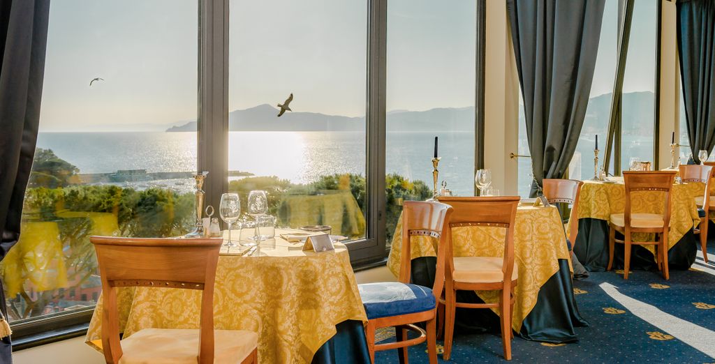 Hotel Vis à Vis 4*