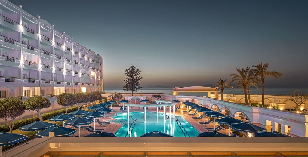 Mitsis Grand Hotel 5*