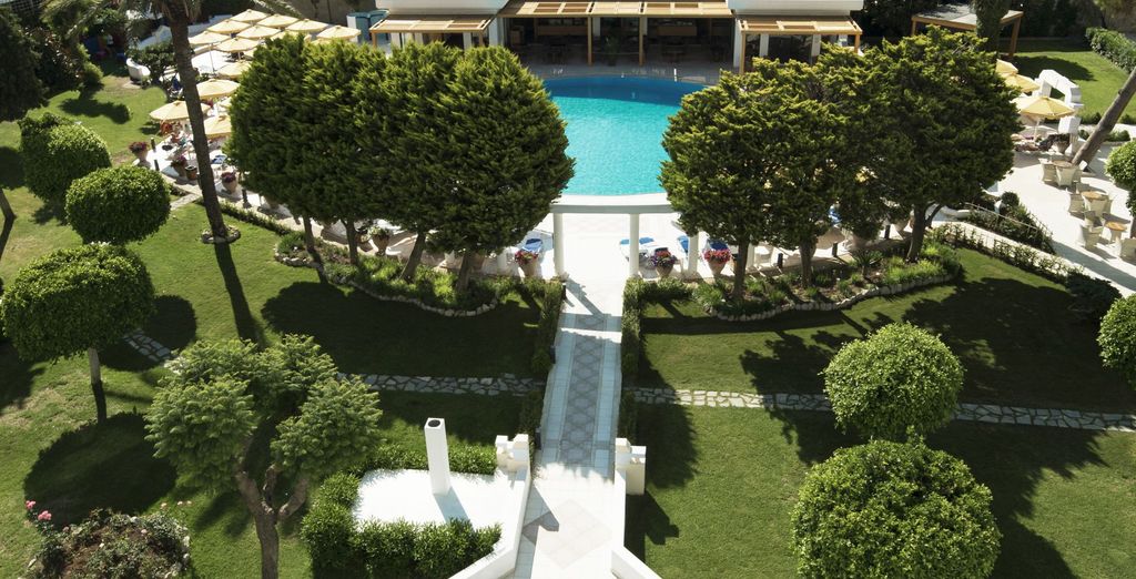 Mitsis Grand Hotel 5*