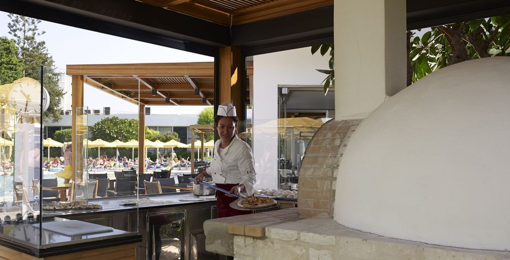 Mitsis Grand Hotel 5*