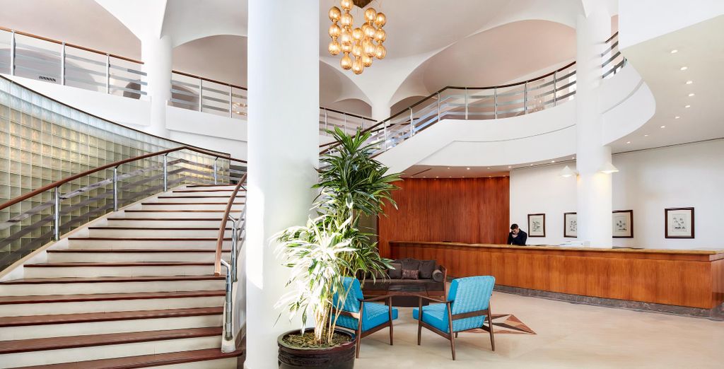 Tivoli Lagos 4*