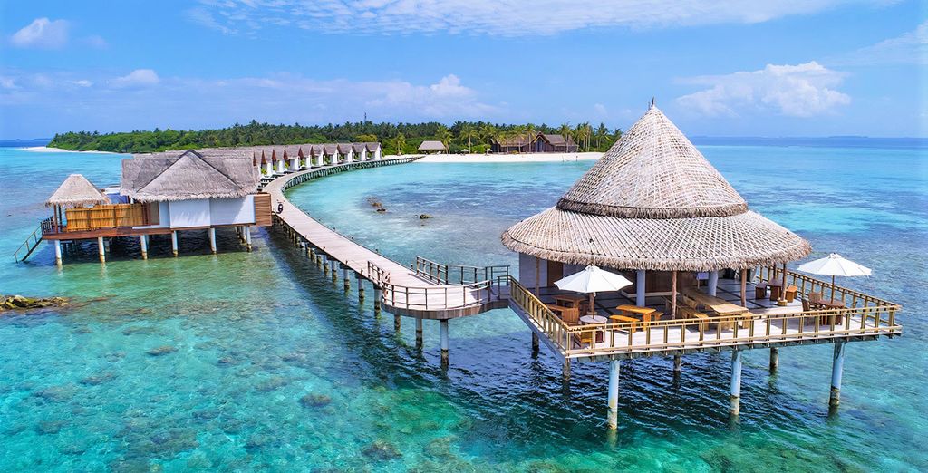 Furaveri Island Resort & Spa 5*