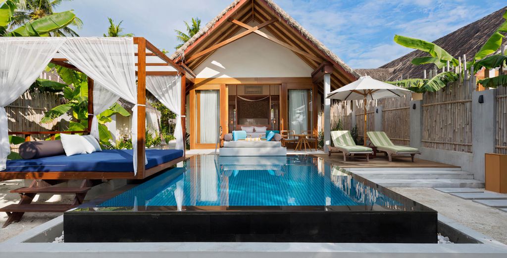 Furaveri Island Resort & Spa 5*