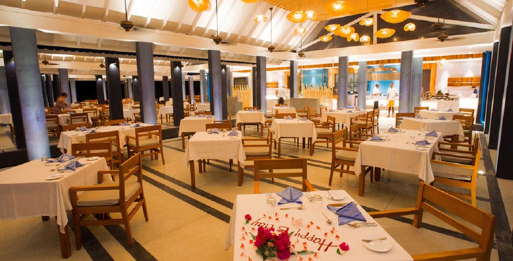 Furaveri Island Resort & Spa 5*