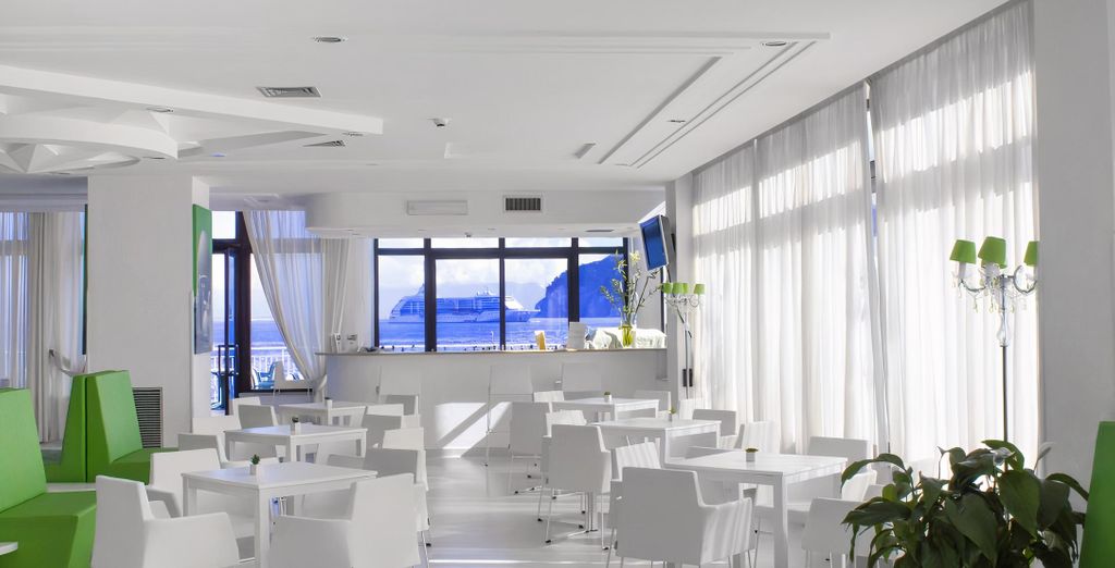 Hotel Admiral Sorrento 4*
