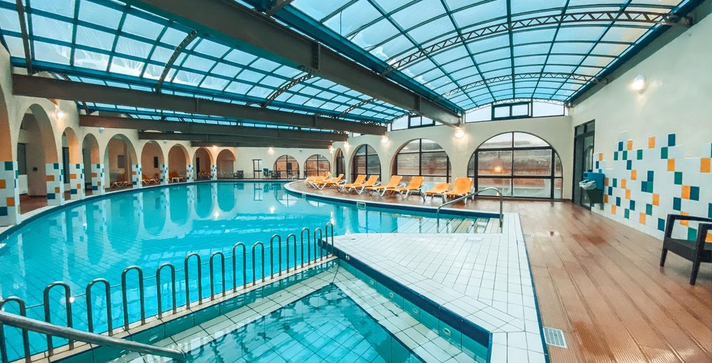 Paradise Bay Resort 4*