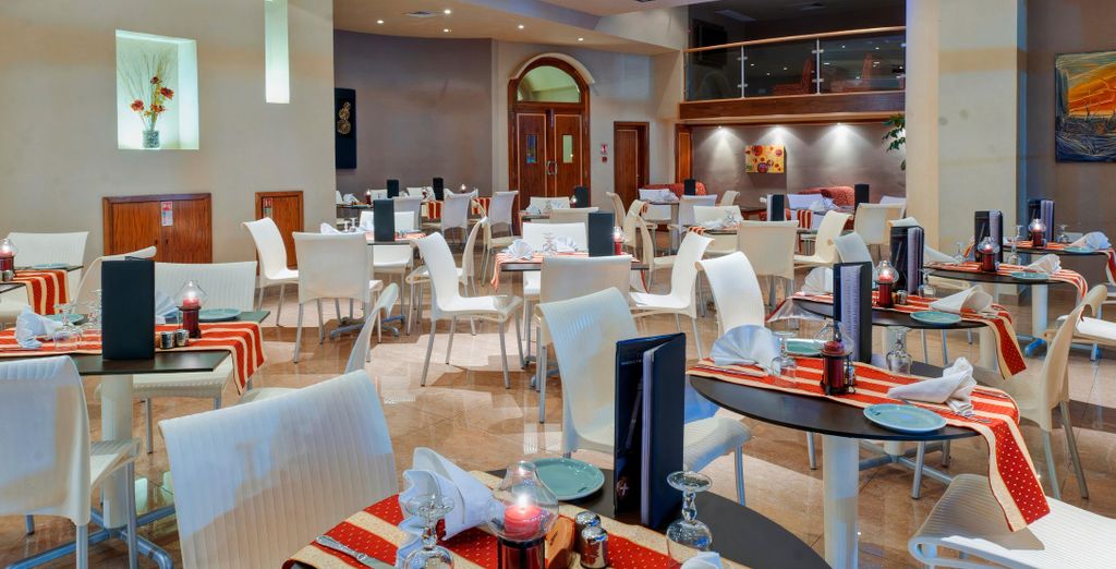 Paradise Bay Resort 4*