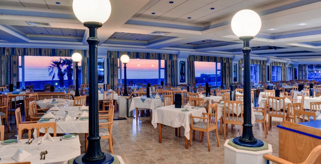 Paradise Bay Resort 4*