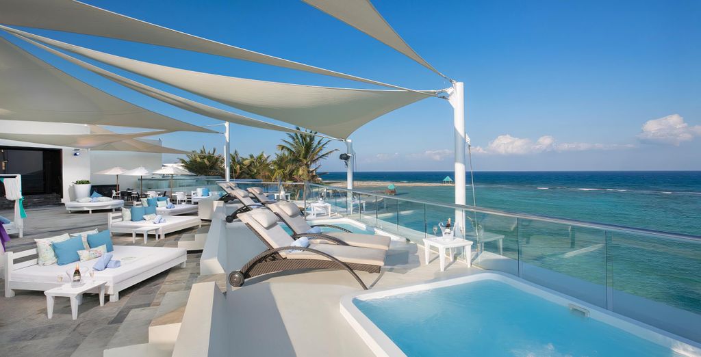Combinato DoubleTree by Hilton New York Times Square South 4* e Sunscape Akumal Beach Resort & Spa 4*