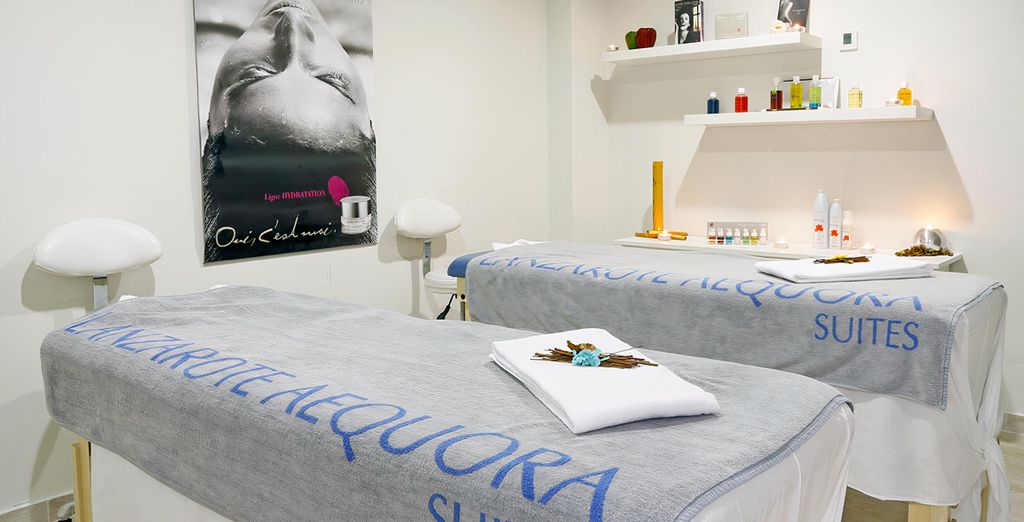 Aequora Lanzarote Suites 4*