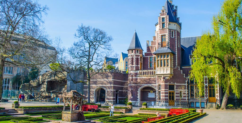 NH Collection Antwerp Centre 4*
