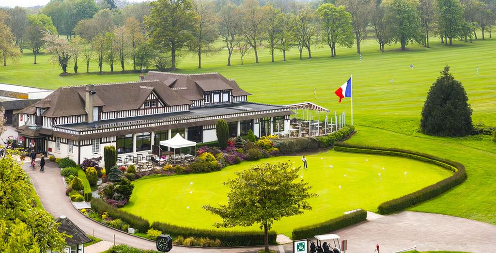 Hôtel Barrière L'Hôtel du Golf 4*