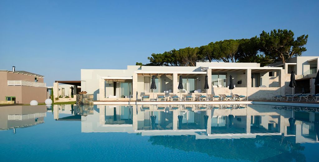 Kakkos Beach Hotel 5* - Adults Only