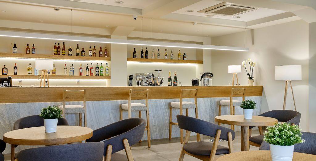 Enorme Santanna Beach Hotel 4*