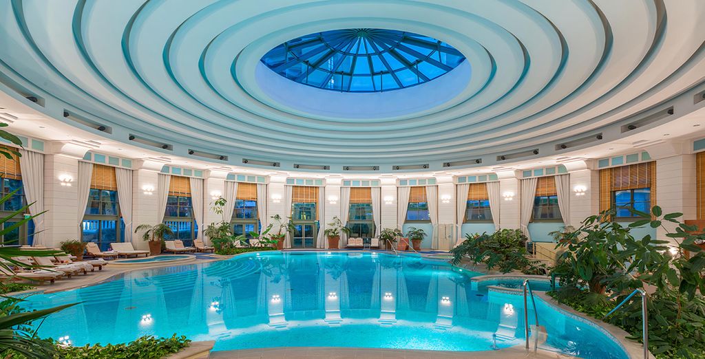 Monte Carlo Bay Hotel & Resort 4*
