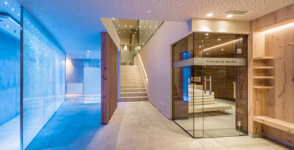 Rosengarten 4*S Schenna Resort - Adults Only