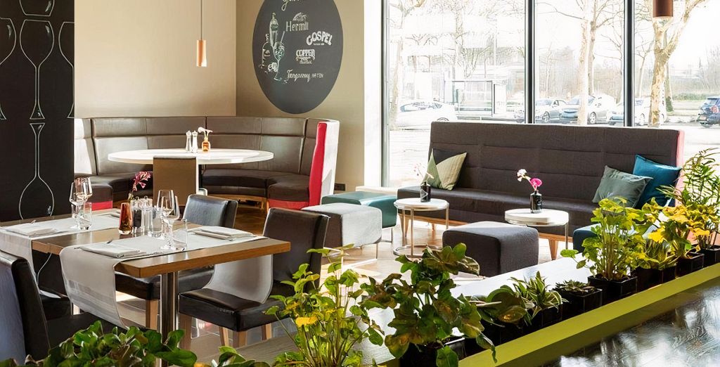 Novotel Amsterdam City 4*