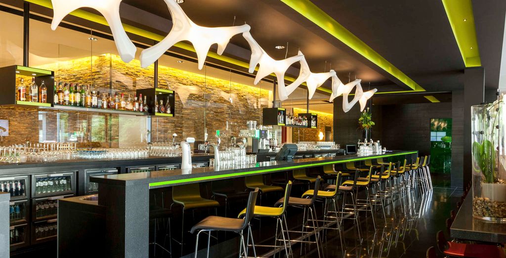 Novotel Amsterdam City 4*