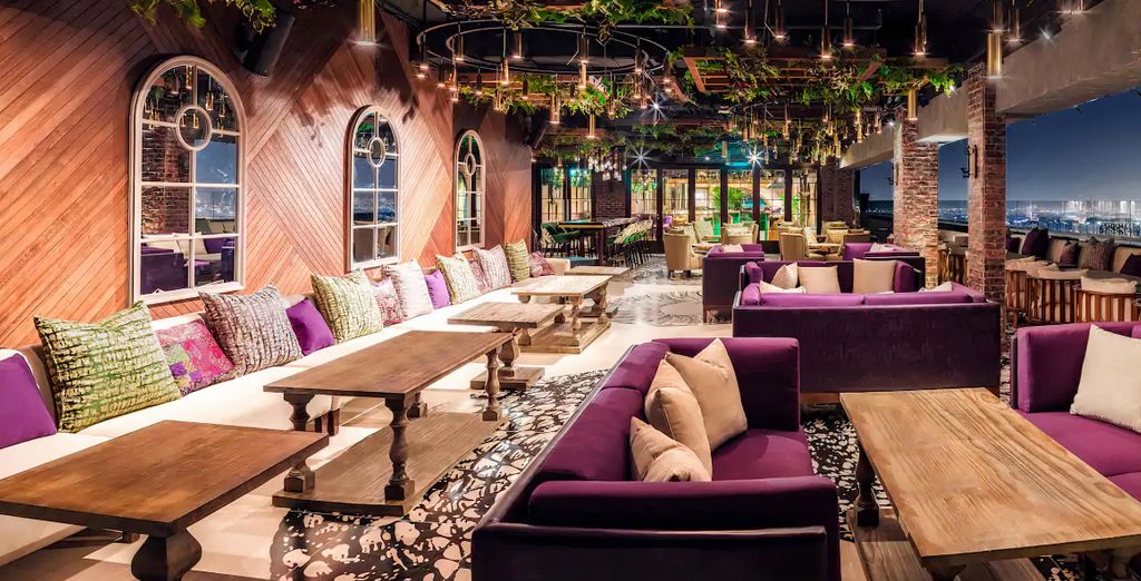 Tour alla scoperta del Paese con possibile estensione presso lo Hyatt Regency Dubai 5*