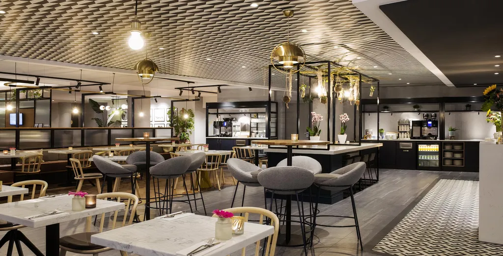 Novotel Den Haag City Centre 4*