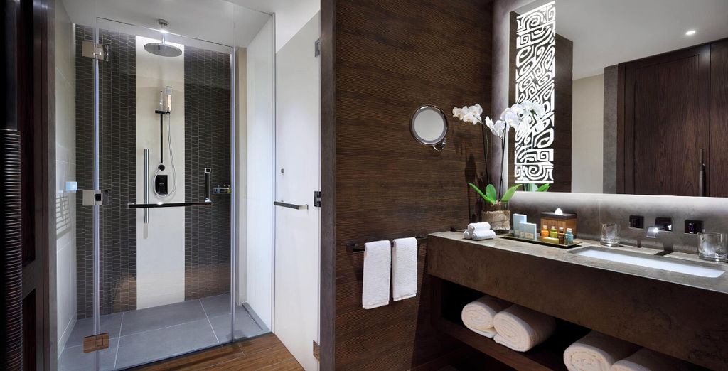 Lapita, Dubai Parks and Resorts, Autograph Collection 4*