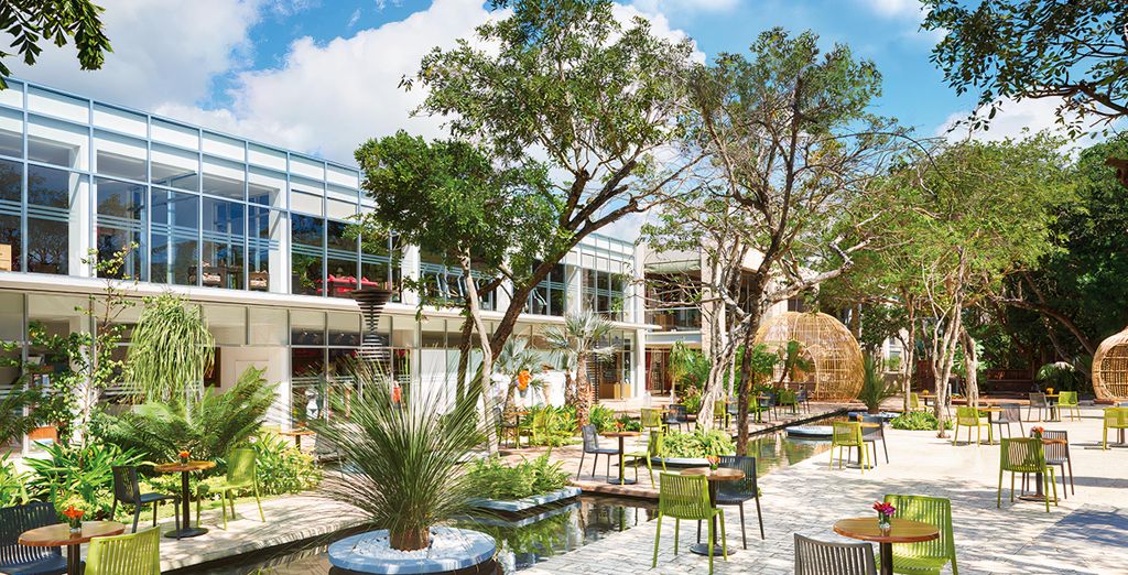 The Fives Beach Hotel & Residences 5*